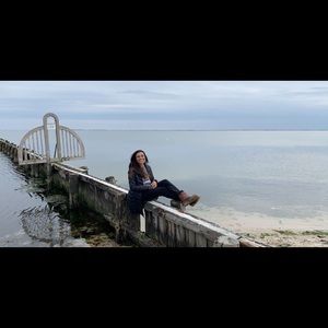 Meet your Posher, Angela